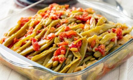 Bol Domatesli: Zeytinyağlı Taze Fasulye