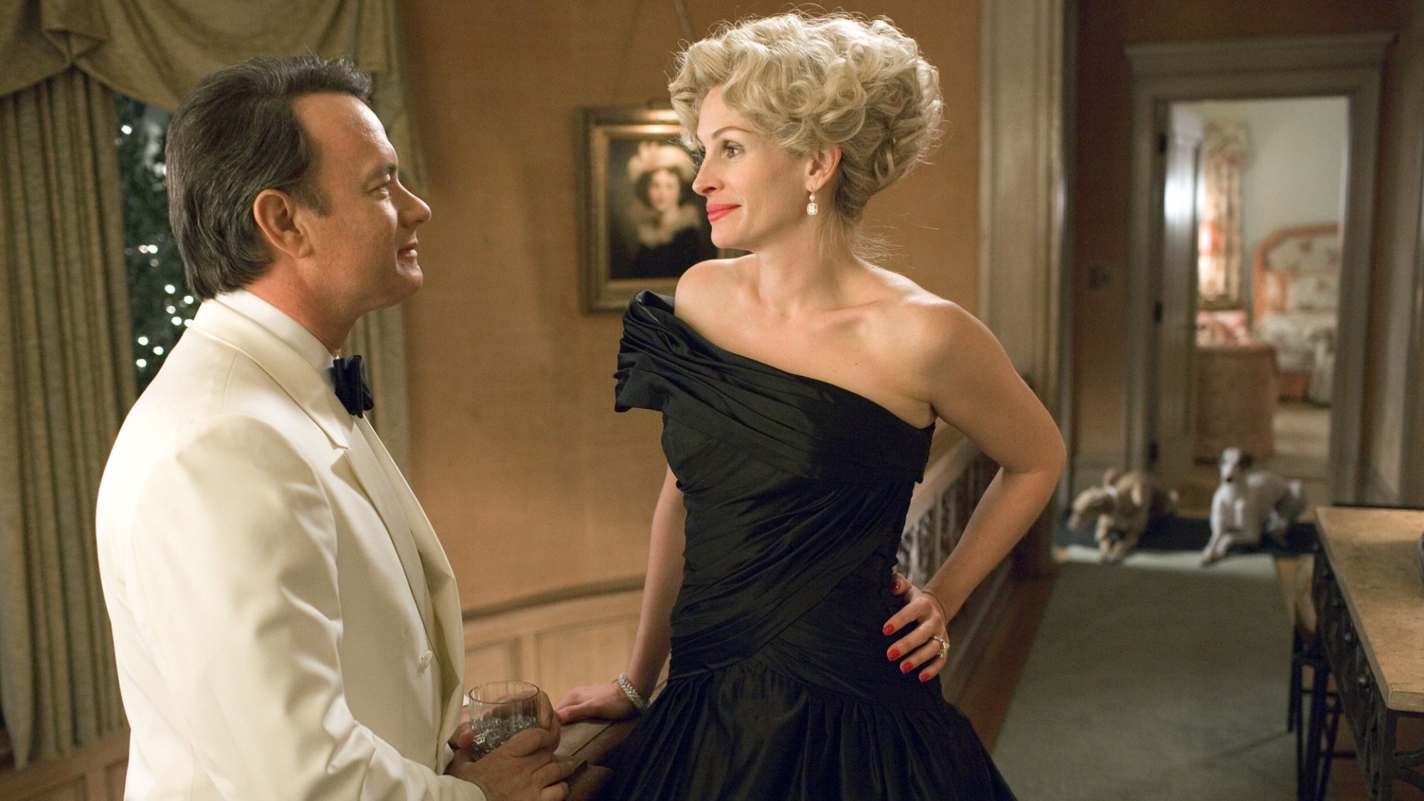 Tom Hanks and Julia Roberts in "Charlie Wilson's War."
