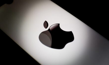 Apple, iPhone 17’nin ekranı için ‘milyarlarca dolar’ harcadı! (Evet, 16 değil, 17)