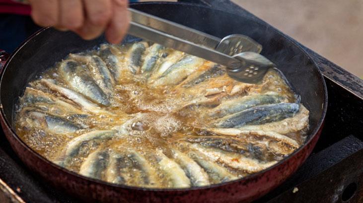 Hamsiyi böyle pişirenler vitamine doydu! Besin değeri artıyor, direkt beyne ulaşıyor