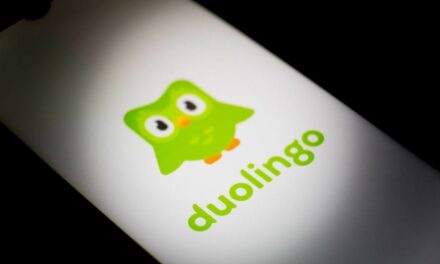 İşten çıkarılan Duolingo çalışanlarının yerine ‘yapay zekâ geçti’