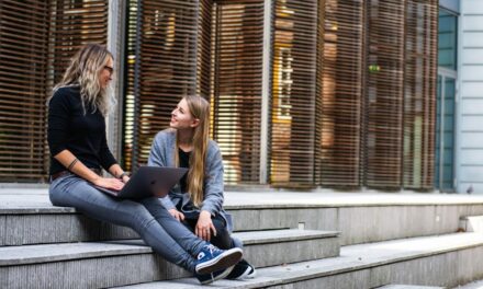 Best dating apps for students in 2024 (UK)