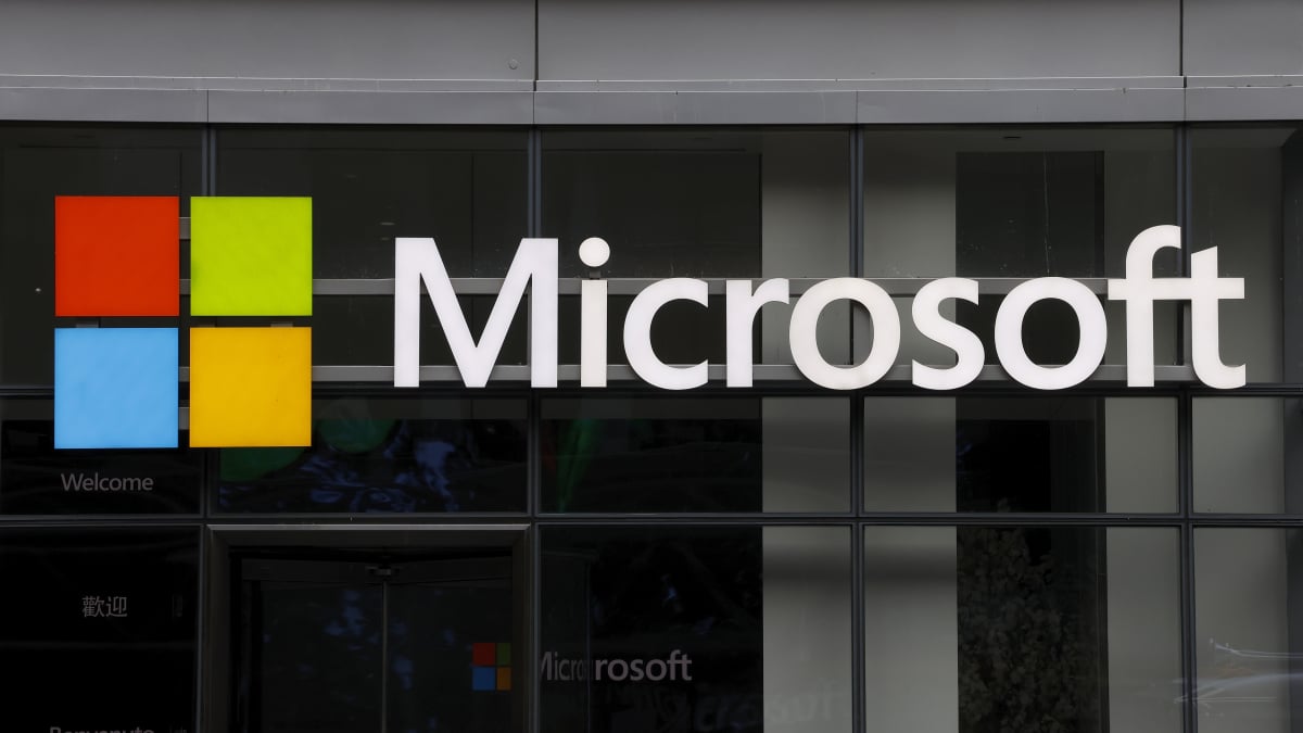 Incase to bring back previously discontinued Microsoft accessories
