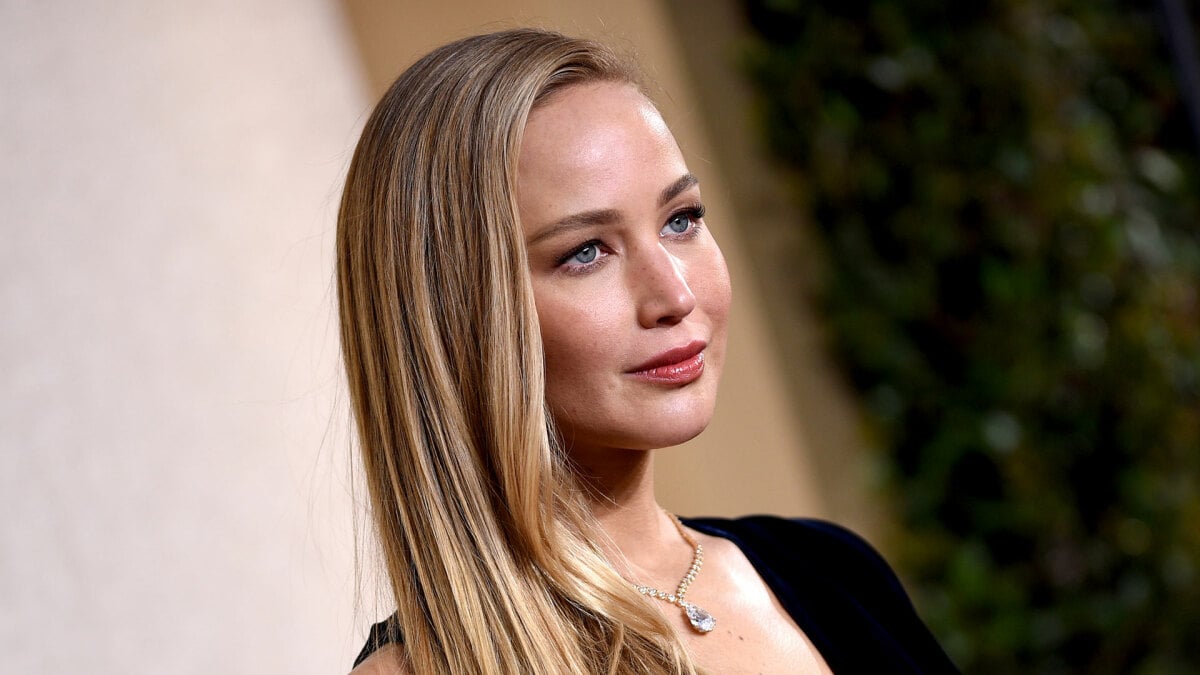 Jennifer Lawrence’s Golden Globes reaction is destined to become a meme