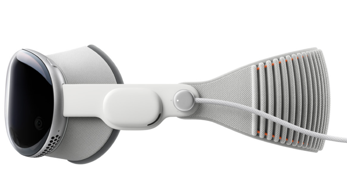 Apple Vision Pro is coming to the US on February 2