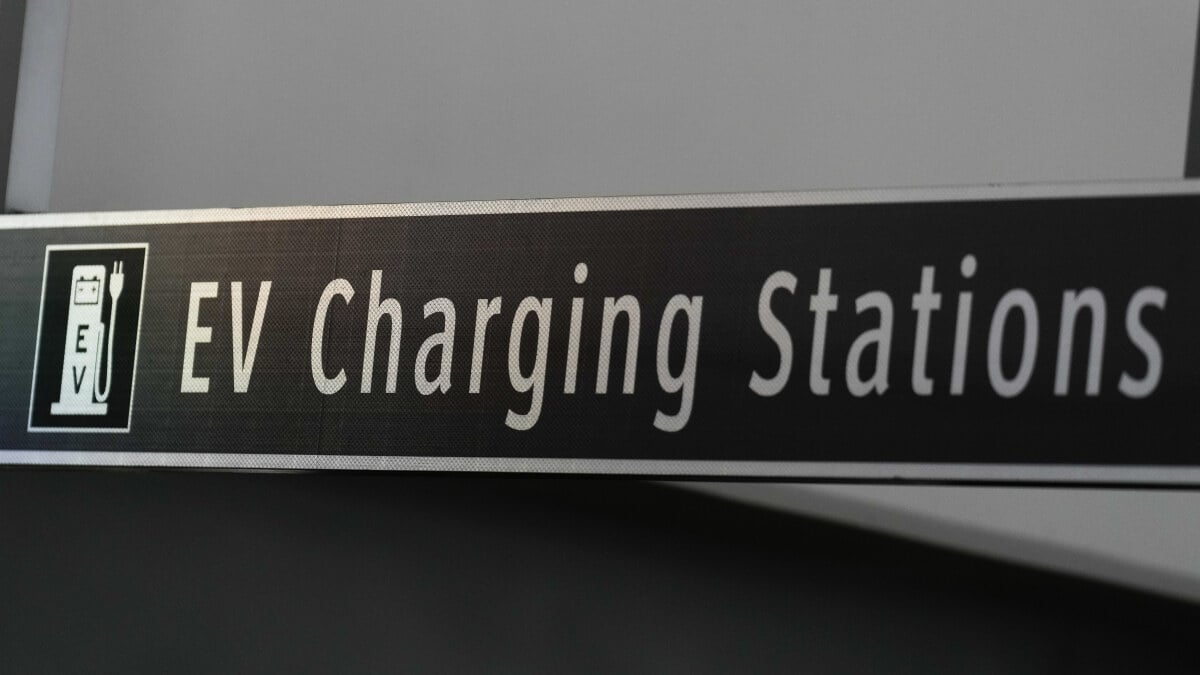 Biden administration announces $623 million grant program for EVs