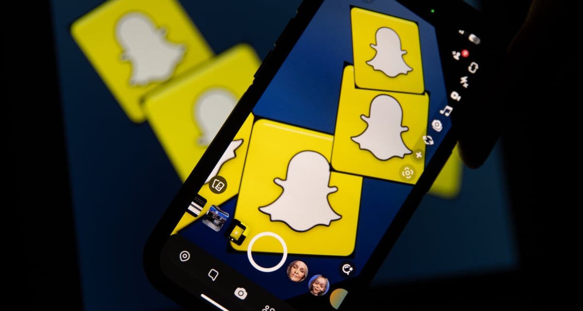 Snapchat+ is reportedly introducing an AI Bitmoji pet