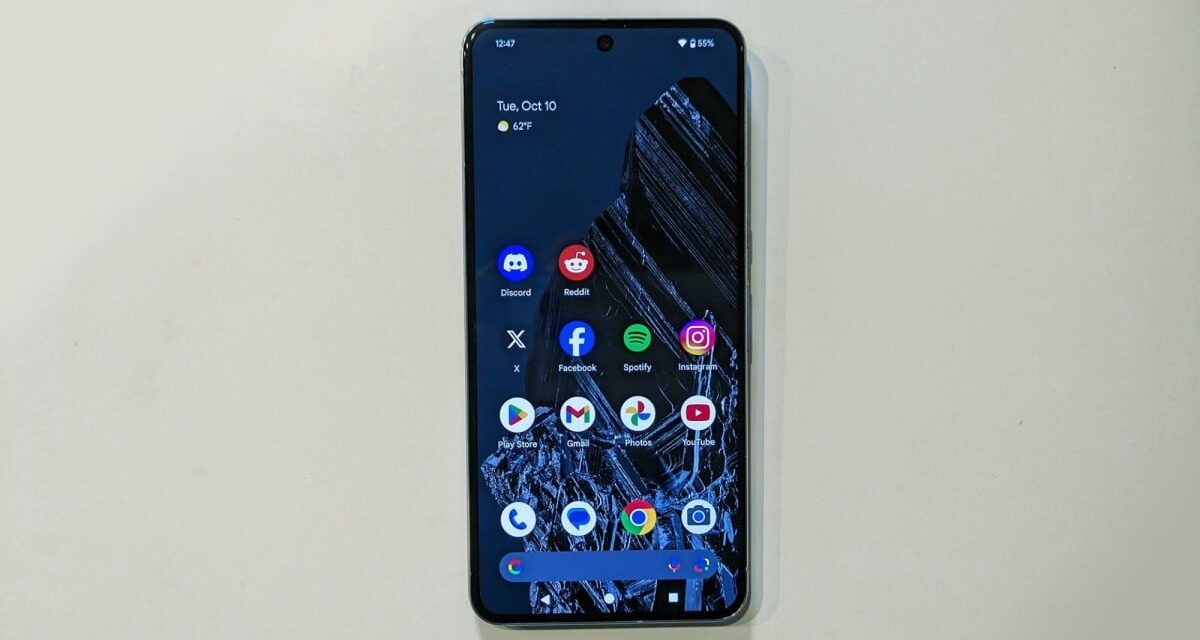 Google Pixel 9 leak reveals 3 big design tweaks. It looks more iPhone-like now.