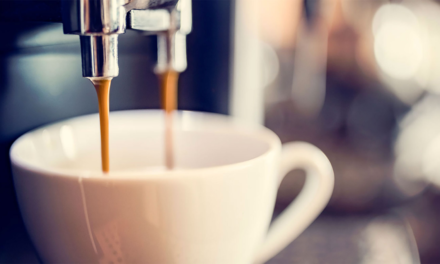 Aç karnına kahve içmek zararlı mı?