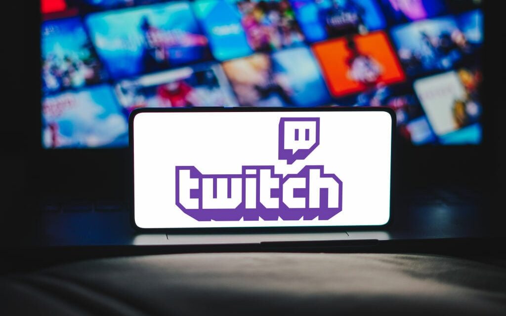 Twitch çıplak ve ‘çıplakmış gibi’ yayınları yasakladı (Üstsüz meta modasına son)