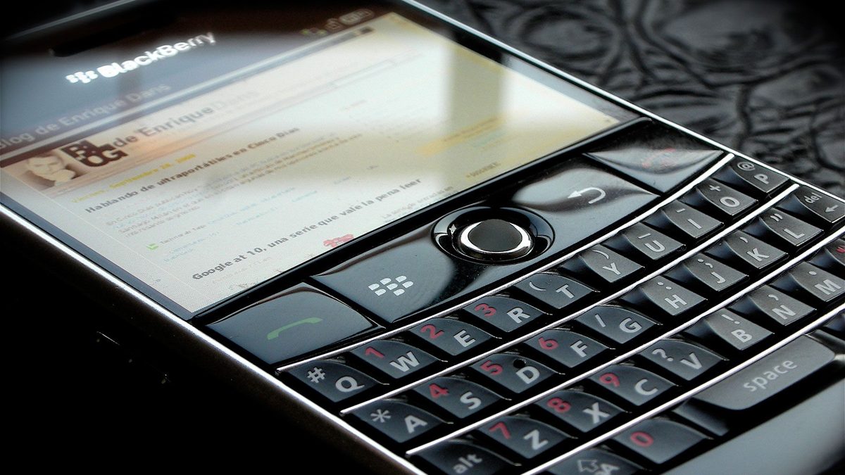 Dünyayı değiştiren BlackBerry nasıl bir yıl içinde tarihe gömüldü? Bir aşırı hızlı yükseliş ve düşüş hikayesi…