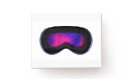 Apple Vision Pro kutu açılımı: Merakla beklenen kutudan çıkan 9 şey…