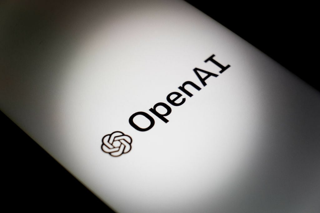 OpenAI, tembelleşen ChatGPT’yi tekrar ‘çalışkan’ hâle getirecek! (Oturmaya mı geldik?)