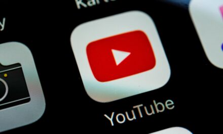 YouTube mırıldanarak şarkı bulma yöntemi sunuyor