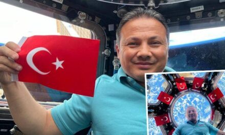 Alper Gezeravcı’dan yeni paylaşım: Yolculukta edindiğim deneyimlerle ülkeme dönmeyi sabırsızlıkla bekliyorum