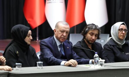 Cumhurbaşkanı Erdoğan’dan AK Parti İstanbul İl Başkanlığı’na taziye ziyareti
