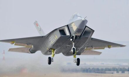 Milli uçak ‘KAAN’ ilk uçuşunu yaptı… Art arda tebrik mesajları: ‘Türk’ün çelik kanatları gökyüzünde’