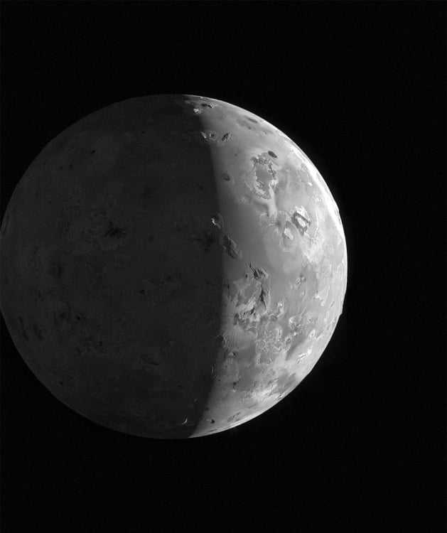 The Feb. 3 Io flyby shows a moon teeming with volcanoes.