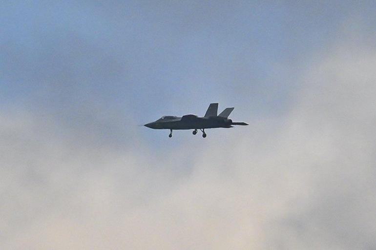 Son dakika: Ankarada tarihi gün KAAN gökyüzüyle buluştu... Uzmanlar KAANı Hürriyete anlattı: F-35ten daha üstün