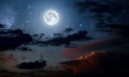 Ay’ın güney kutbundaki tehlike! Uydumuz KÜÇÜLÜYOR…