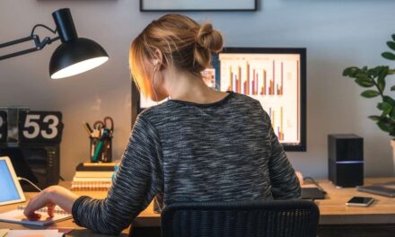 İş yerinde tüm gün oturmak erken ölüm riskini yüzde 16 artırıyor