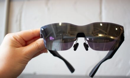 TCL RayNeo Air 2 XR glasses review: Capitalizing on the hype without delivering
