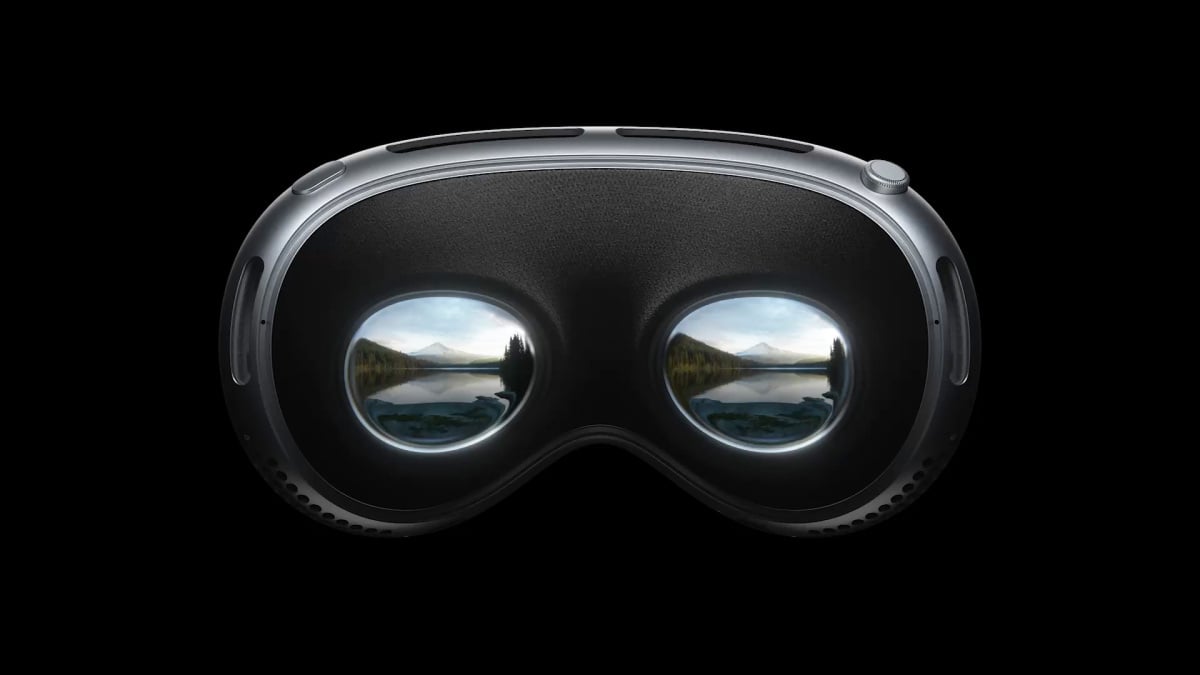 What you shouldn’t do while wearing Apple Vision Pro