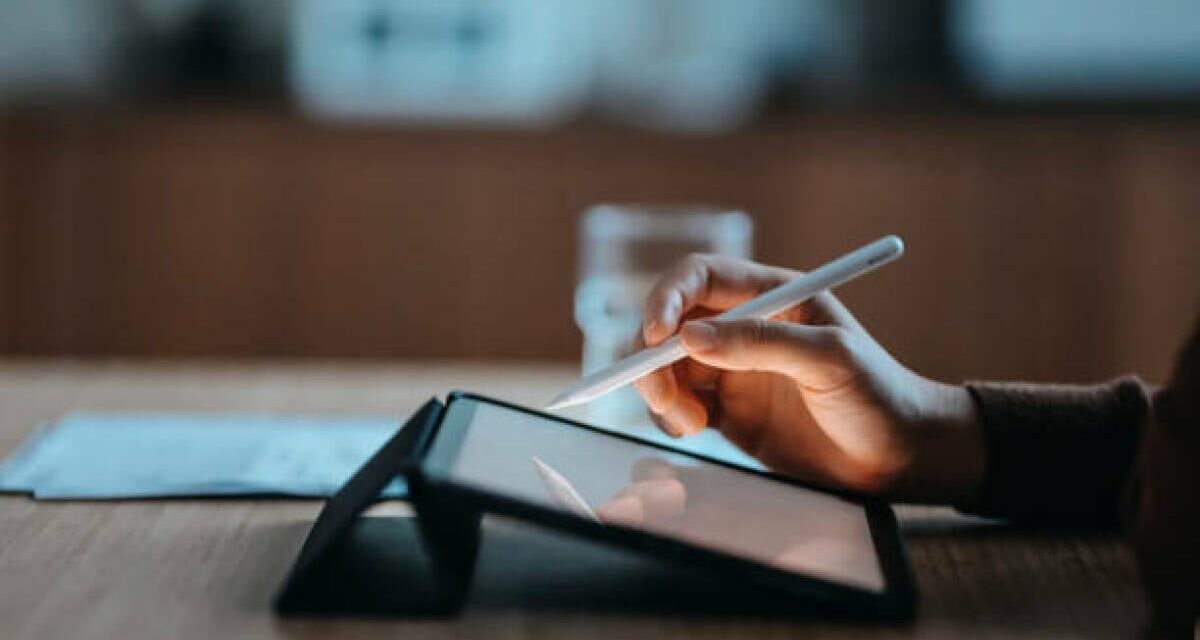 Let H&R Block help with your 2023 taxes for $25