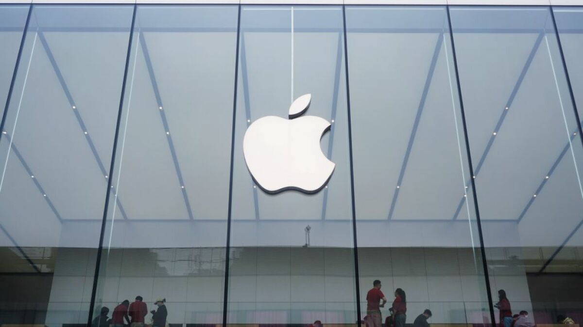 Apple released an open-source AI image editing model