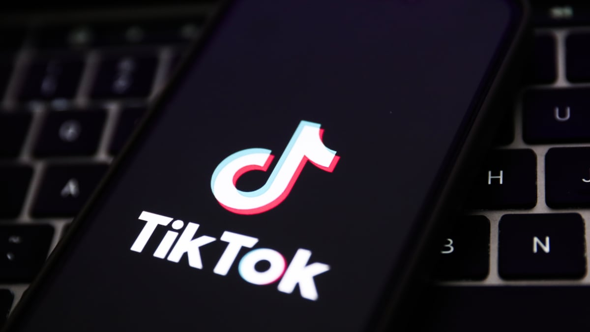 TikTok quietly kills hashtag view count feature