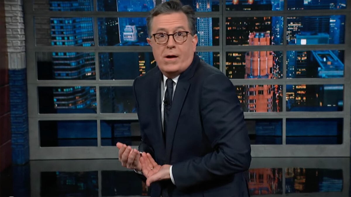 Stephen Colbert breaks down Super Bowl highlights in post-game monologue