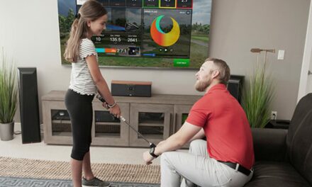 This analytical home golf simulator is $169 off