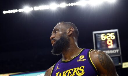 Phoenix Suns vs. Los Angeles Lakers livestream: How to watch NBA for free