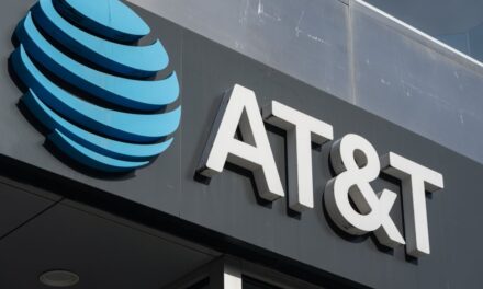 AT&T will give a $5 credit to customers for its major outage downtime