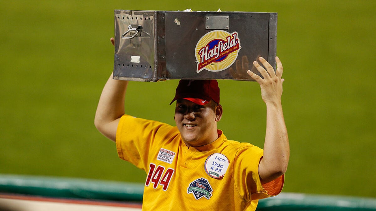 TikTok’s latest trend asks users to unleash their inner stadium hot dog vendor. It rules.
