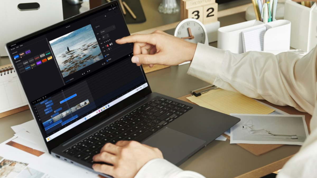 Samsung Galaxy Book4 series deal: Get a free Best Buy gift card worth up to $200