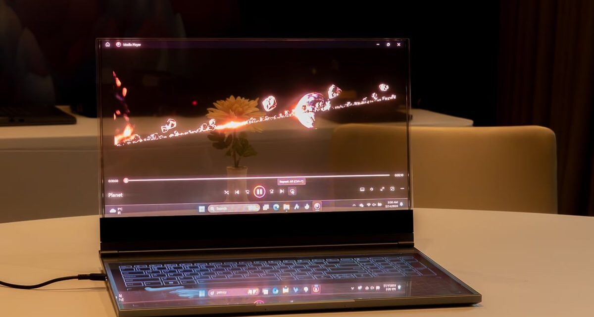 Şeffaf laptop gerçekmiş! Lenovo Thinkbook’un ‘içi dışı bir’ yeni oyuncağını denedik