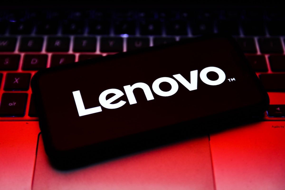 Laptopunuzu nasıl alırsınız? Şeffaf olsun! (Lenovo’dan sıra dışı tasarım)