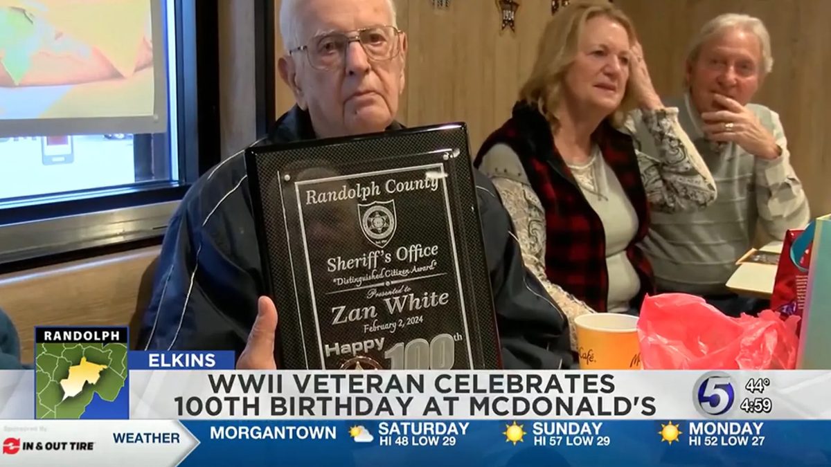 36 yıldır her gün McDonald’s’a giden adam 100. yaşına da McDonald’s’ta girdi