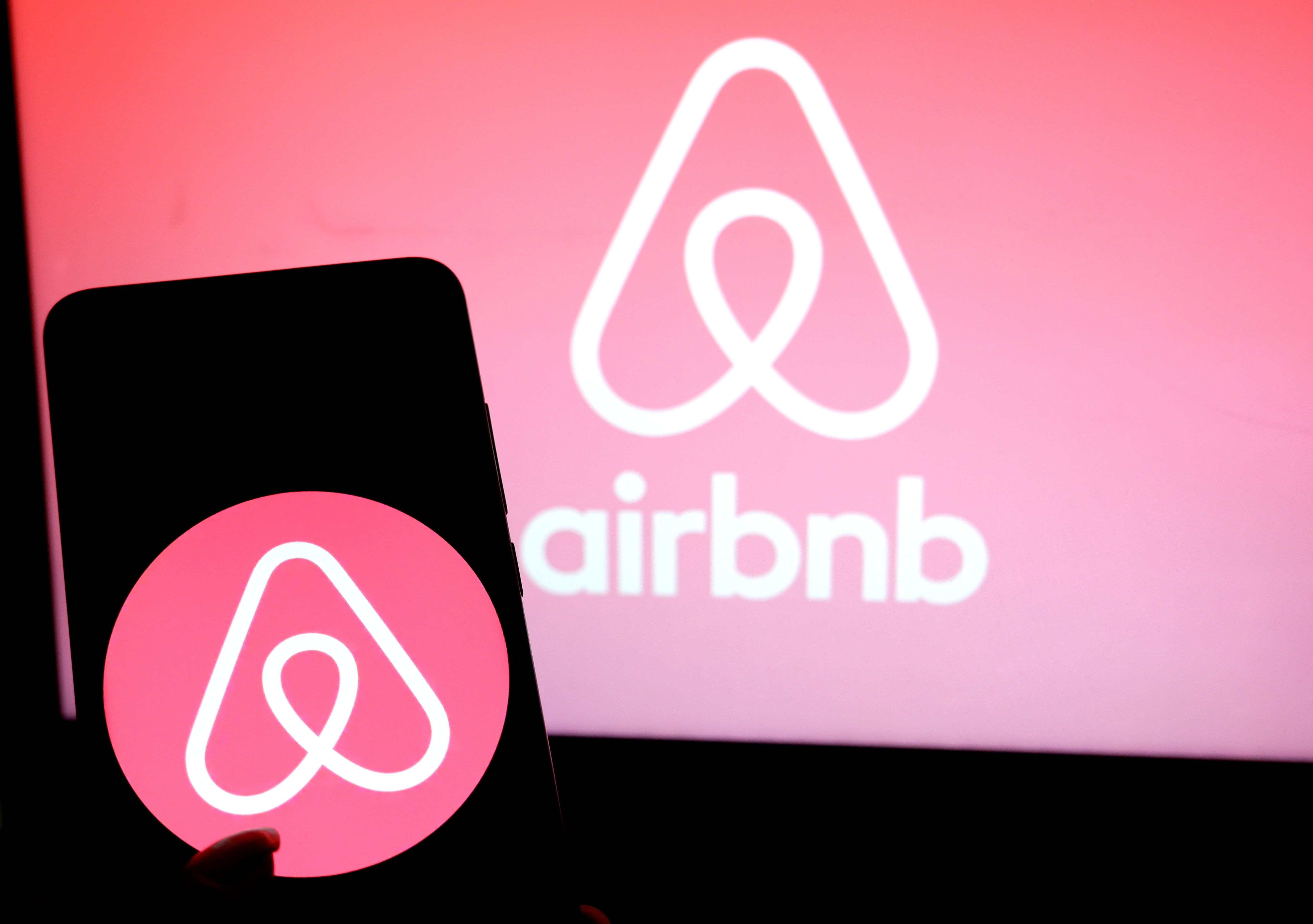 Armed robbery at Airbnb under investigation, days after 'party house' ban