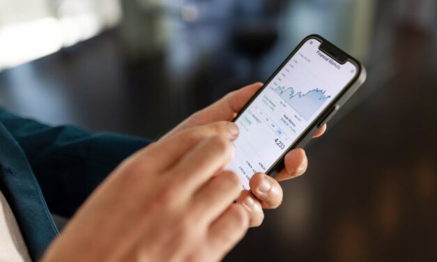 Best candlestick trading and analysis bundle deal: 92% off