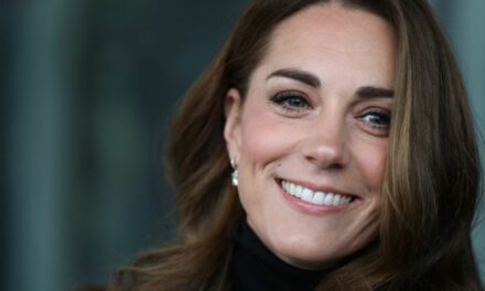 ‘Manipulated’ photo of Kate Middleton pulled by media agencies. Why?