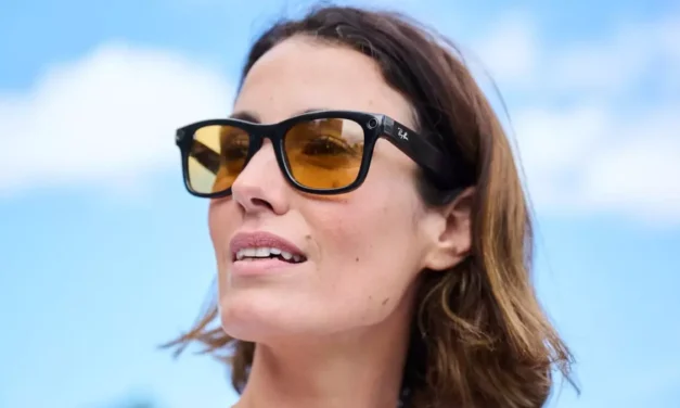 Ray-Ban Meta smart glasses can now describe landmarks for you