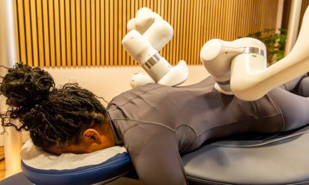 Aescape’s AI robot massaged my back and butt: 5 reasons I’m quitting human masseuses