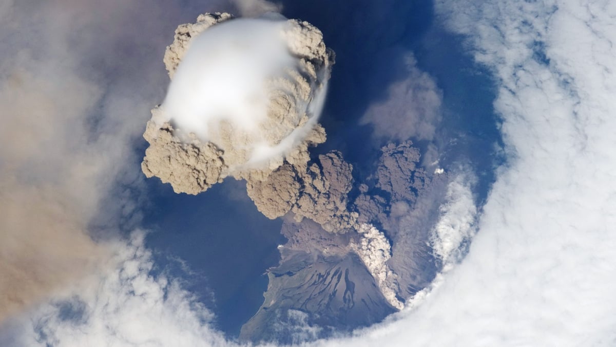 Scientists find clear proof that a supervolcano won’t wipe humans out
