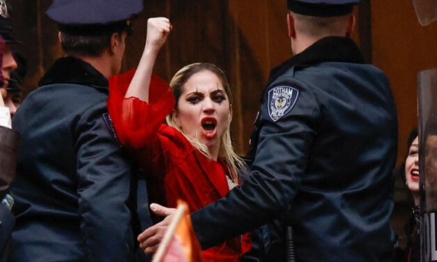 ‘Joker 2’ might be a ‘jukebox musical.’ The internet had jokes and memes