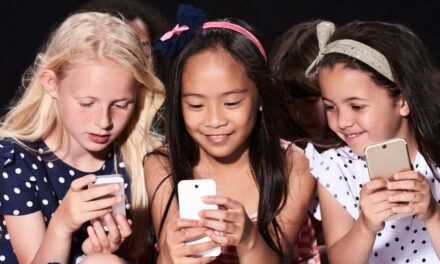 Social media now unlawful for kids under 14 in Florida