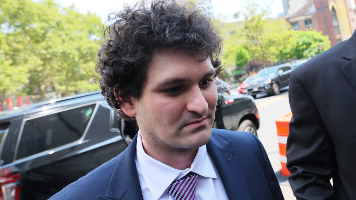 Crypto bro Sam Bankman-Fried sentenced to 25 years in prison