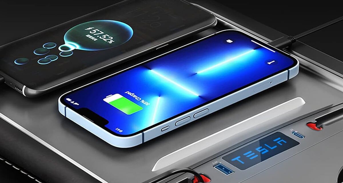 Save 20% on this USB-C docking station for Teslas