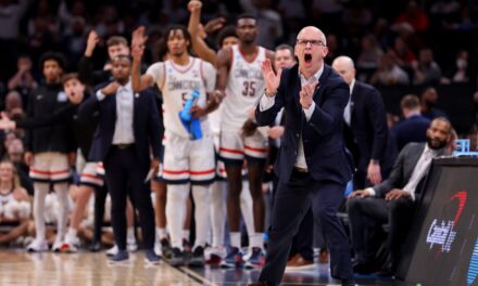 UConn vs. Illinois basketball livestreams: How to watch live